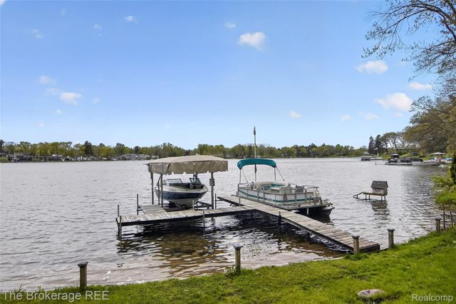 6311 Wellesley Terrace, Independence Charter Township, MI 48346