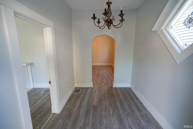 1105 Baker Avenue, Evansville, IN 47710