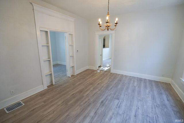 1105 Baker Avenue, Evansville, IN 47710