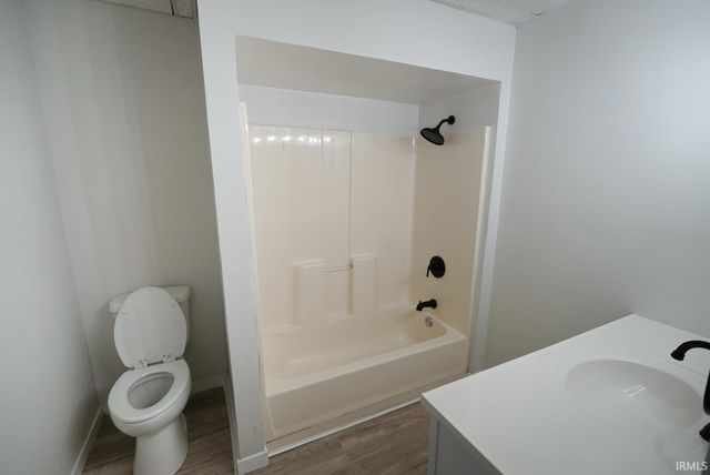 1105 Baker Avenue, Evansville, IN 47710