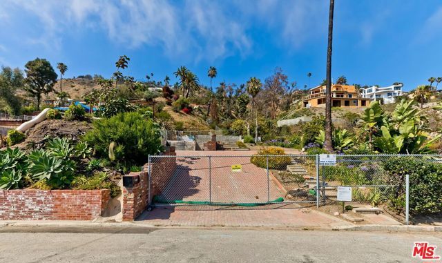 21525 Pacific Coast Highway, Malibu, CA 90265