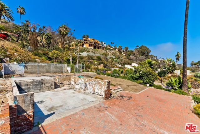 21525 Pacific Coast Highway, Malibu, CA 90265