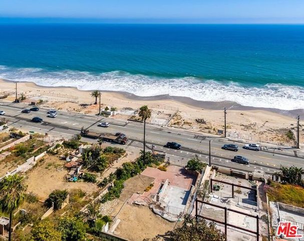 21525 Pacific Coast Highway, Malibu, CA 90265