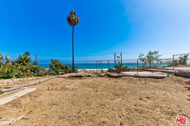 21525 Pacific Coast Highway, Malibu, CA 90265