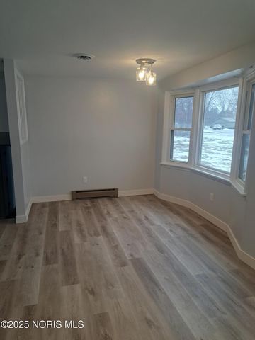 210 Lakeview Drive, Bryan, OH 43506