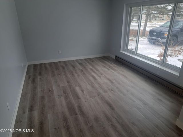 210 Lakeview Drive, Bryan, OH 43506