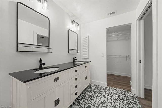 5840 Crabwood CT, Fort Myers, FL 33919