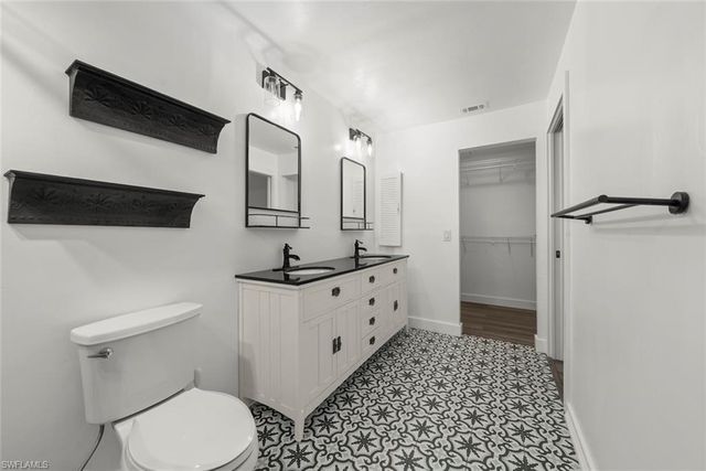 5840 Crabwood CT, Fort Myers, FL 33919