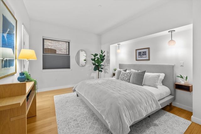 7 Warren 6, Boston, MA 02116