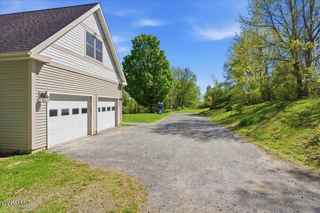 9 Sweet Road, Saratoga, NY 12170