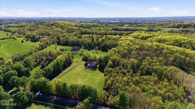9 Sweet Road, Saratoga, NY 12170