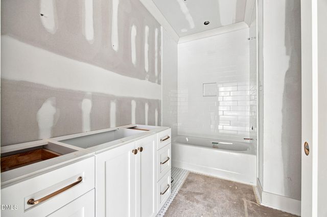 2390 Grant Avenue, Raleigh, NC 27608