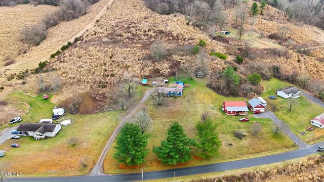 10955 Middle Wallens Creek Road, Jonesville, VA 24263