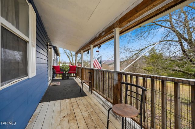10955 Middle Wallens Creek Road, Jonesville, VA 24263