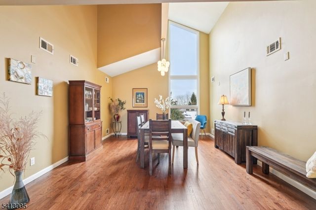 19 Skyline Dr, West Orange Twp., NJ 07052