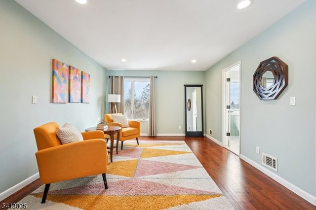 19 Skyline Dr, West Orange Twp., NJ 07052