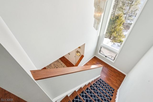 19 Skyline Dr, West Orange Twp., NJ 07052