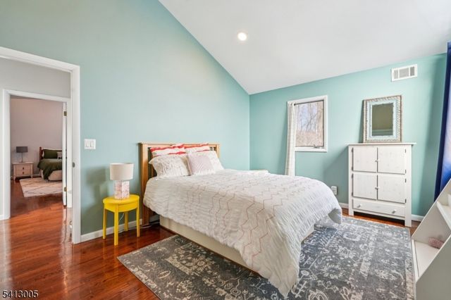 19 Skyline Dr, West Orange Twp., NJ 07052