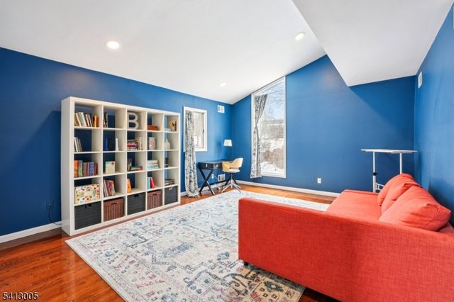 19 Skyline Dr, West Orange Twp., NJ 07052