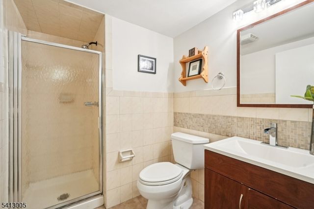 19 Skyline Dr, West Orange Twp., NJ 07052