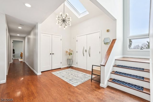 19 Skyline Dr, West Orange Twp., NJ 07052