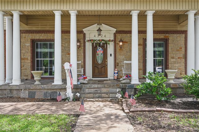 4324 Cummings Drive, North Richland Hills, TX 76180