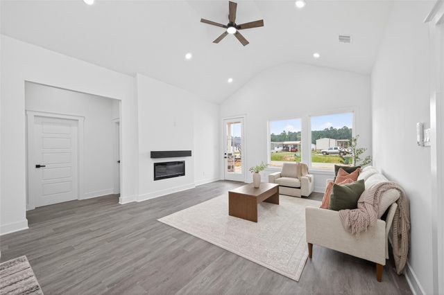 1129 Long Leaf Pine Street, Huffman, TX 77336