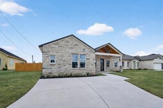 1129 Long Leaf Pine Street, Huffman, TX 77336