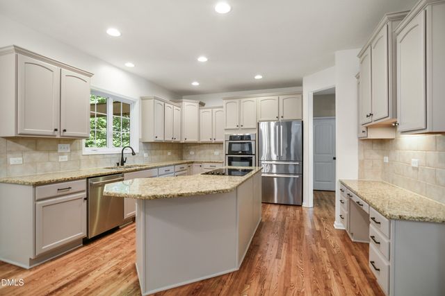 1414 Starmont Drive, Hillsborough, NC 27278