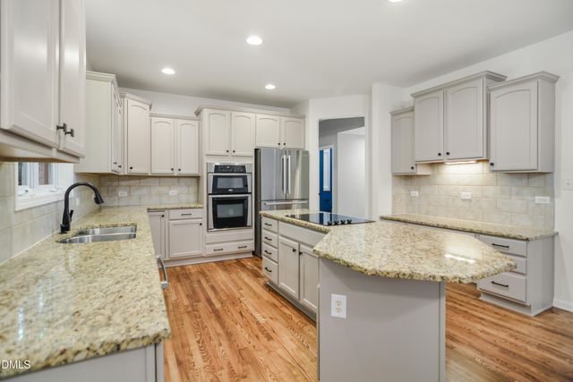 1414 Starmont Drive, Hillsborough, NC 27278