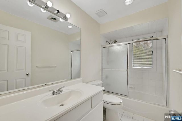 618 Fir Court 618, Norwood, NJ 07648