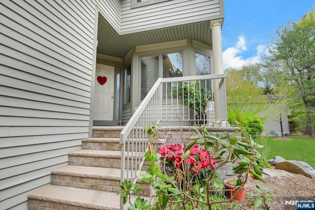 618 Fir Court 618, Norwood, NJ 07648