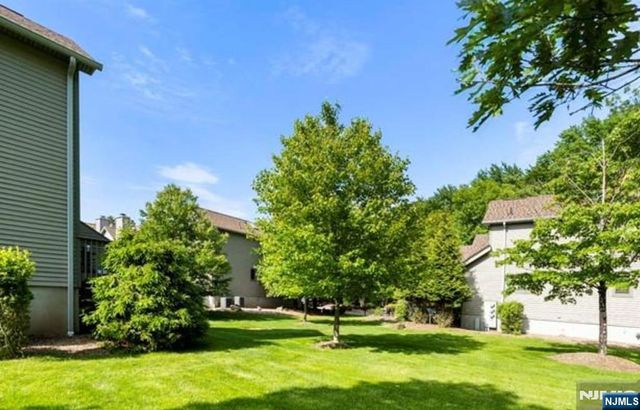 618 Fir Court 618, Norwood, NJ 07648