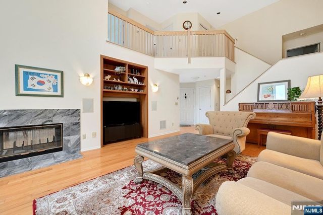 618 Fir Court 618, Norwood, NJ 07648