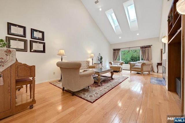 618 Fir Court 618, Norwood, NJ 07648