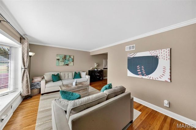 265 Monterey Drive, Florissant, MO 63031