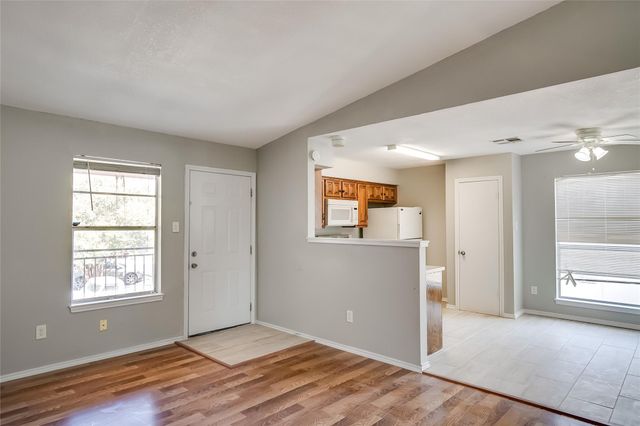 8419 Riverstone DR C, Austin, TX 78724