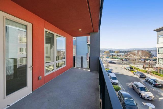 1028 Foster Square Lane 305, Foster City, CA 94404