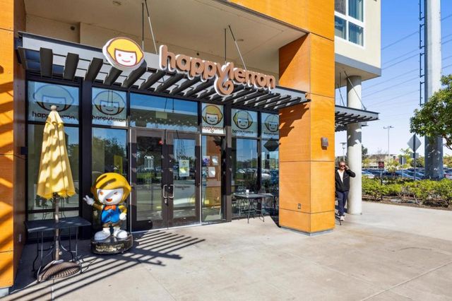 1028 Foster Square Lane 305, Foster City, CA 94404