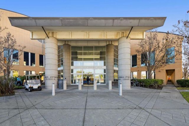 1028 Foster Square Lane 305, Foster City, CA 94404