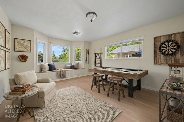 12511 Tabeaud Rd, Pine Grove, CA 95665