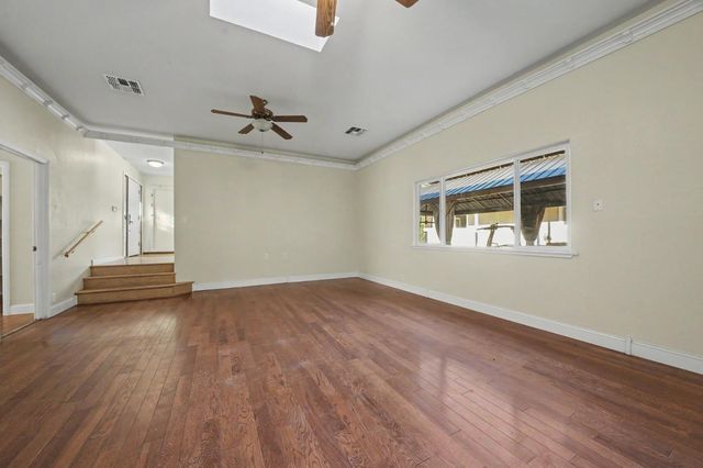 12511 Tabeaud Rd, Pine Grove, CA 95665