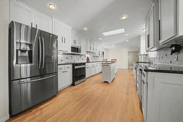 12511 Tabeaud Rd, Pine Grove, CA 95665