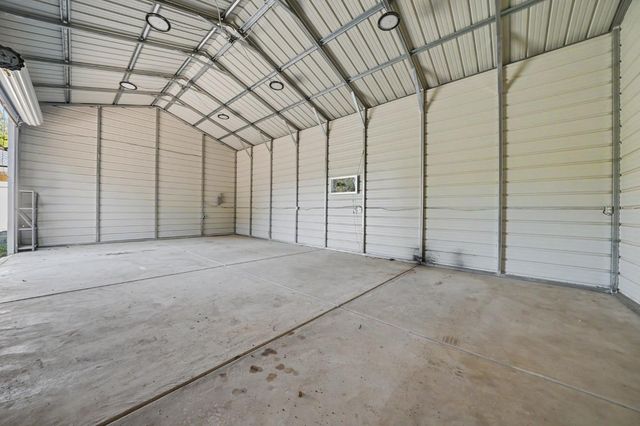 12511 Tabeaud Rd, Pine Grove, CA 95665