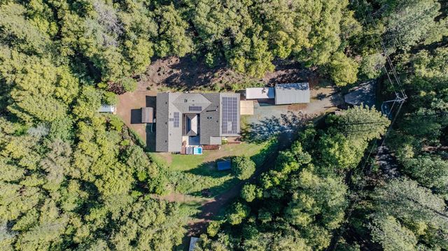 12511 Tabeaud Rd, Pine Grove, CA 95665