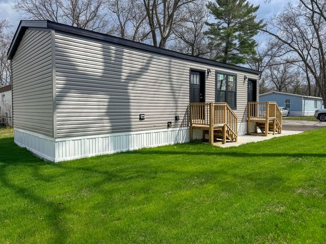 2340 Beech Street, Twin Lake, MI 49457
