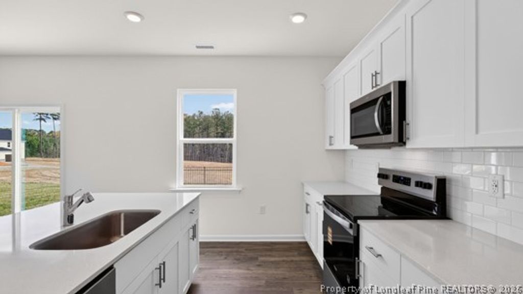 150 Rashford Way, Raeford, NC 28376 — photo 6