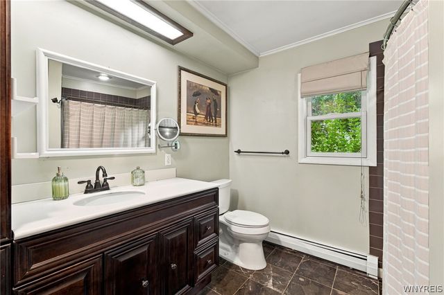 30 Brompton Circle, Amherst, NY 14221