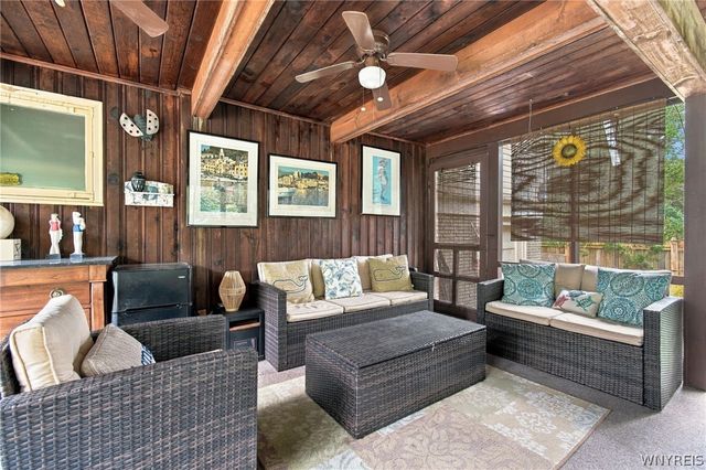 30 Brompton Circle, Amherst, NY 14221