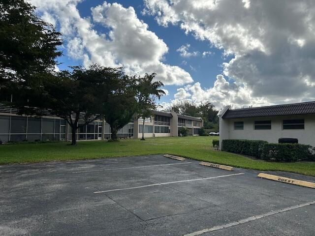 158 Lake Constance Drive, West Palm Beach, FL 33411